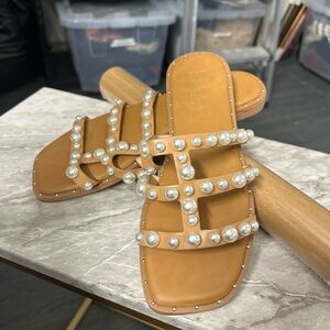 NWOT Nicole Miller Pearl Embellished Tan Sandals